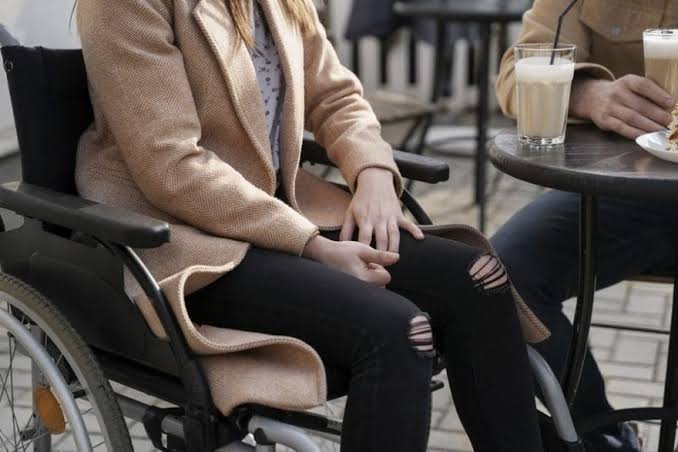 Cobertura de invalidez absoluta y permanente en los seguros de vida 1 Cobertura de invalidez absoluta y permanente en los seguros de vida